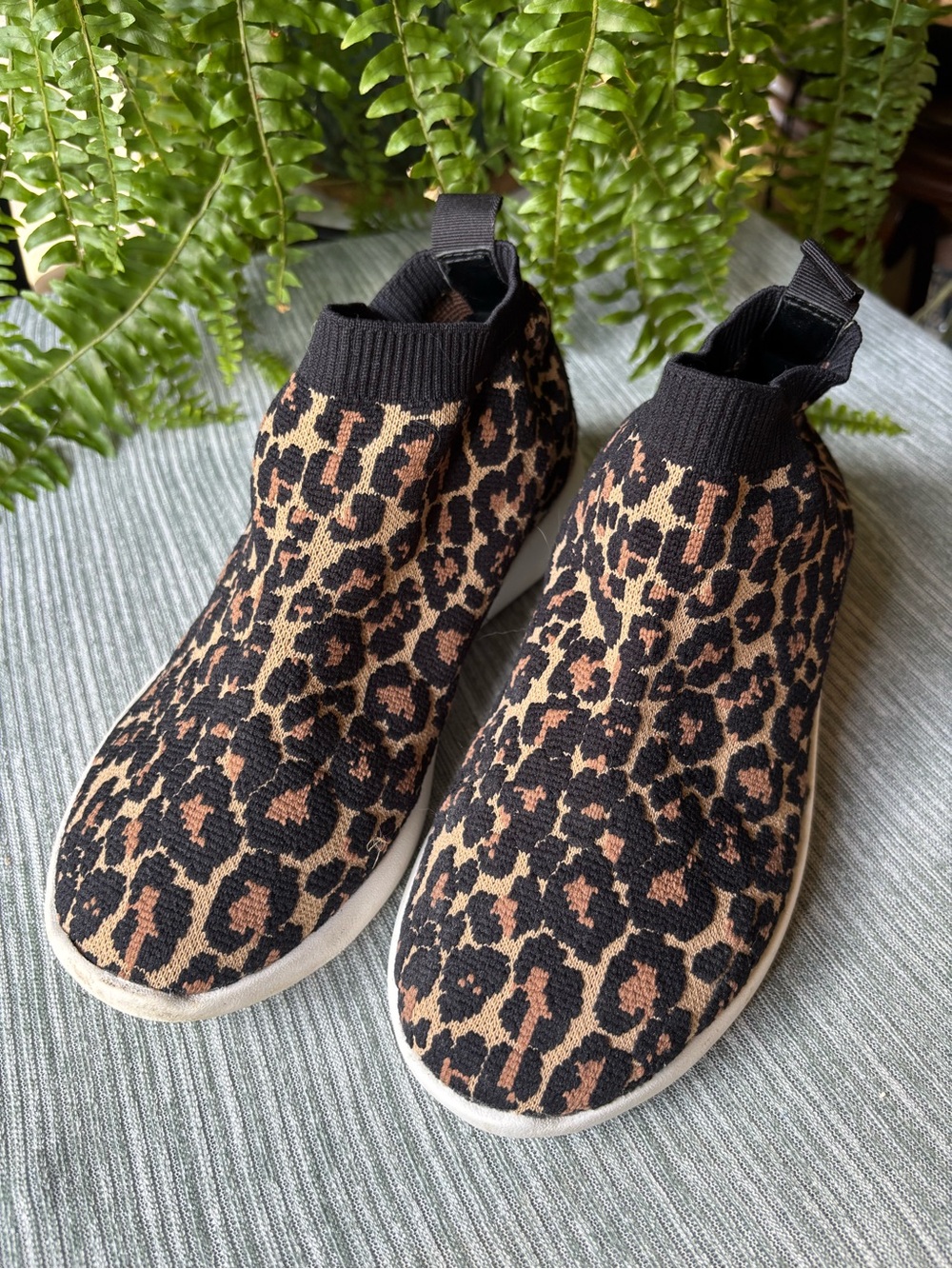 Leopard Print Slip-On Women’s Sneakers - Black & Brown